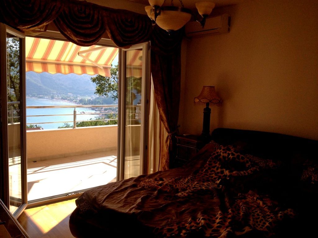 Квартира в Херцег-Нови, Черногория, 115 м² - фото 10