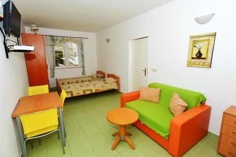 Кафе, ресторан в Кумборе, Черногория, 300 м² - фото 14