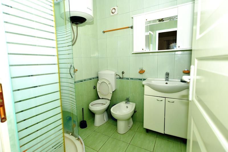 Кафе, ресторан в Кумборе, Черногория, 300 м² - фото 15