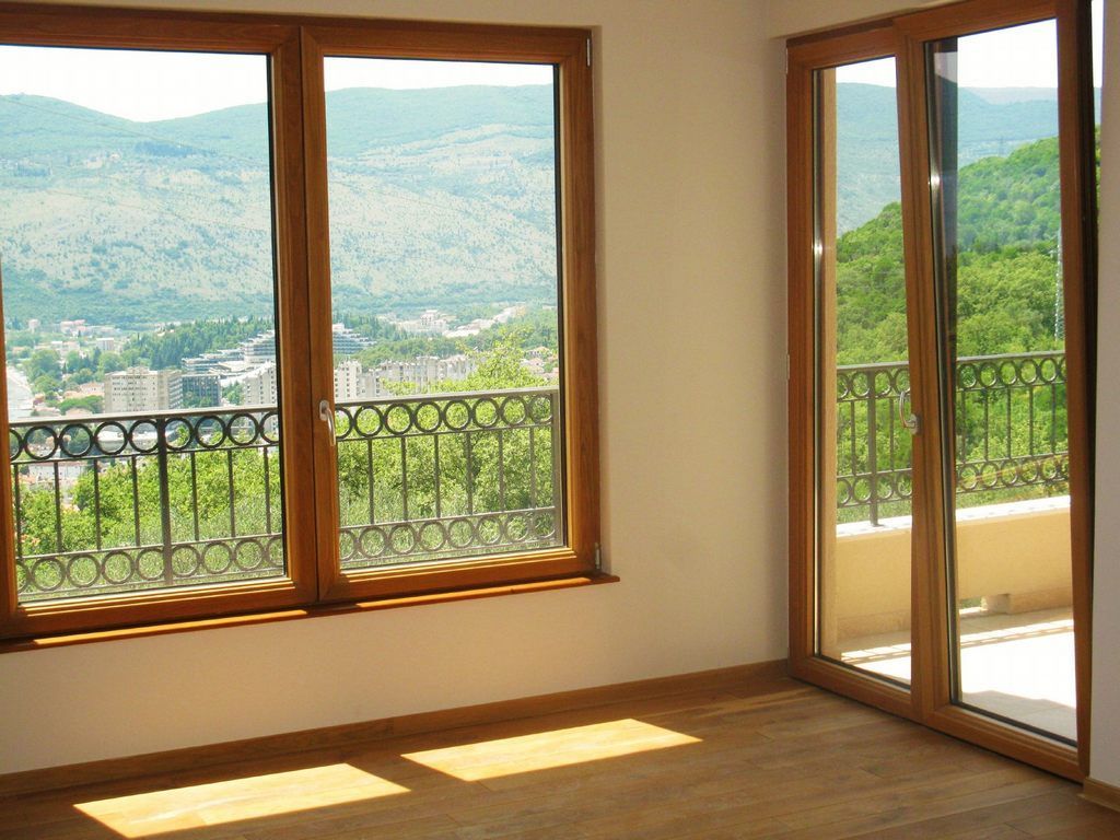 Квартира в Херцег-Нови, Черногория, 270 м² - фото 17