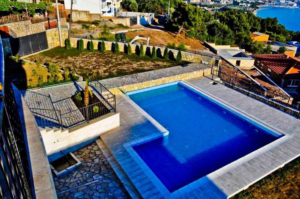 Вилла в Баре, Черногория, 500 м² - фото 17