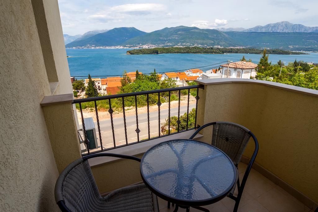 Отель, гостиница в Тивате, Черногория, 456 м² - фото 16