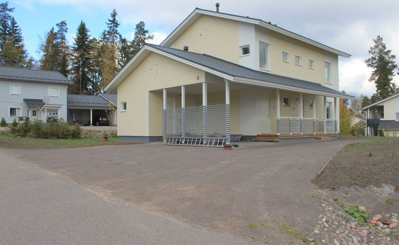 Дом в Иматре, Финляндия, 193 м2 - фото 1