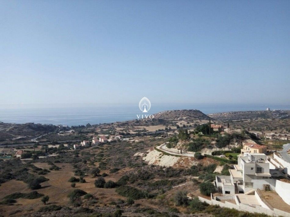 Земля в Лимасоле, Кипр, 1 945 м2 - фото 1