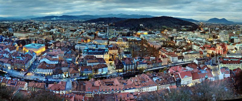 Коммерческая недвижимость в Любляне, Словения, 9 498 м2 - фото 1