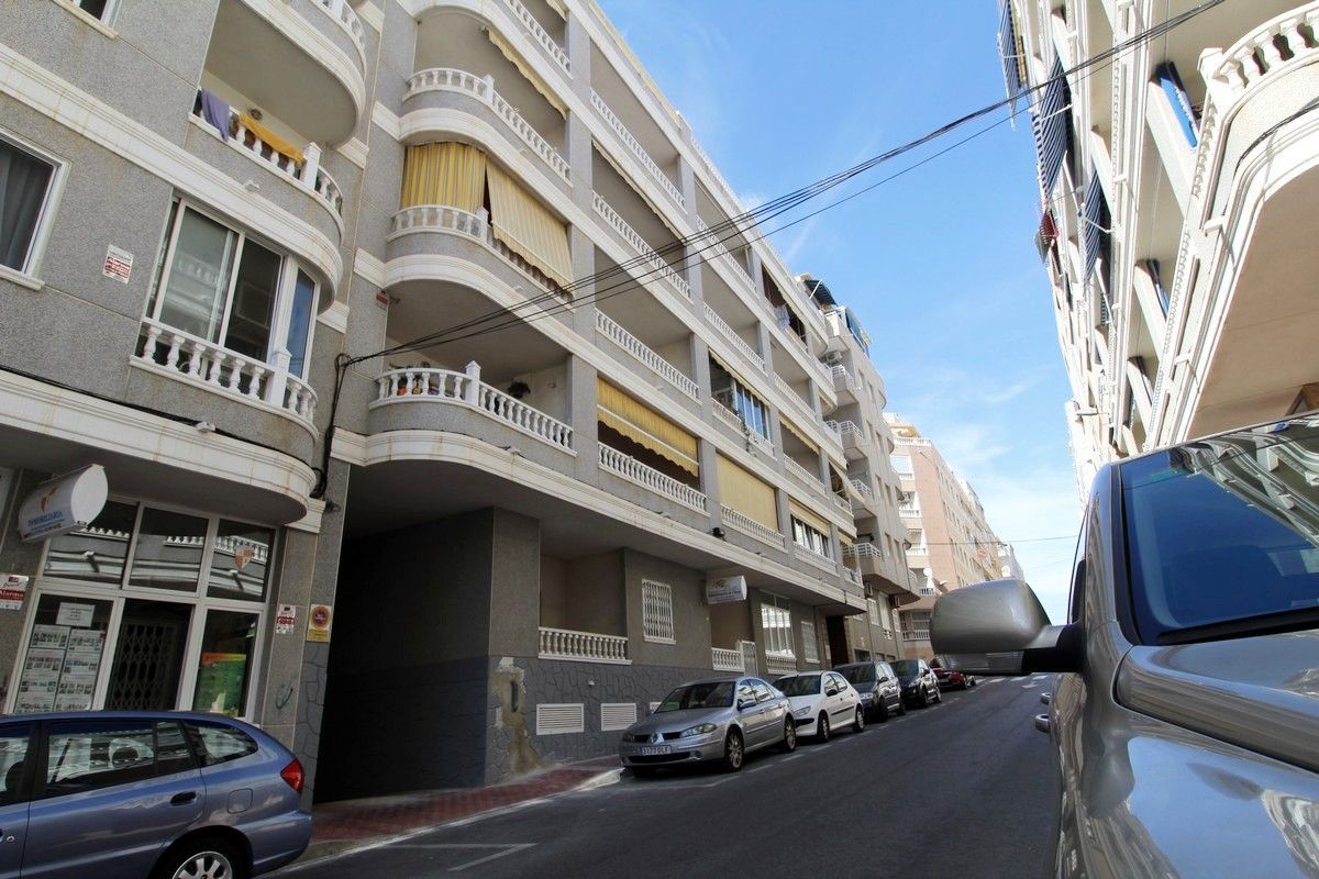 Апартаменты в Торревьехе, Испания, 110 м2 - фото 1