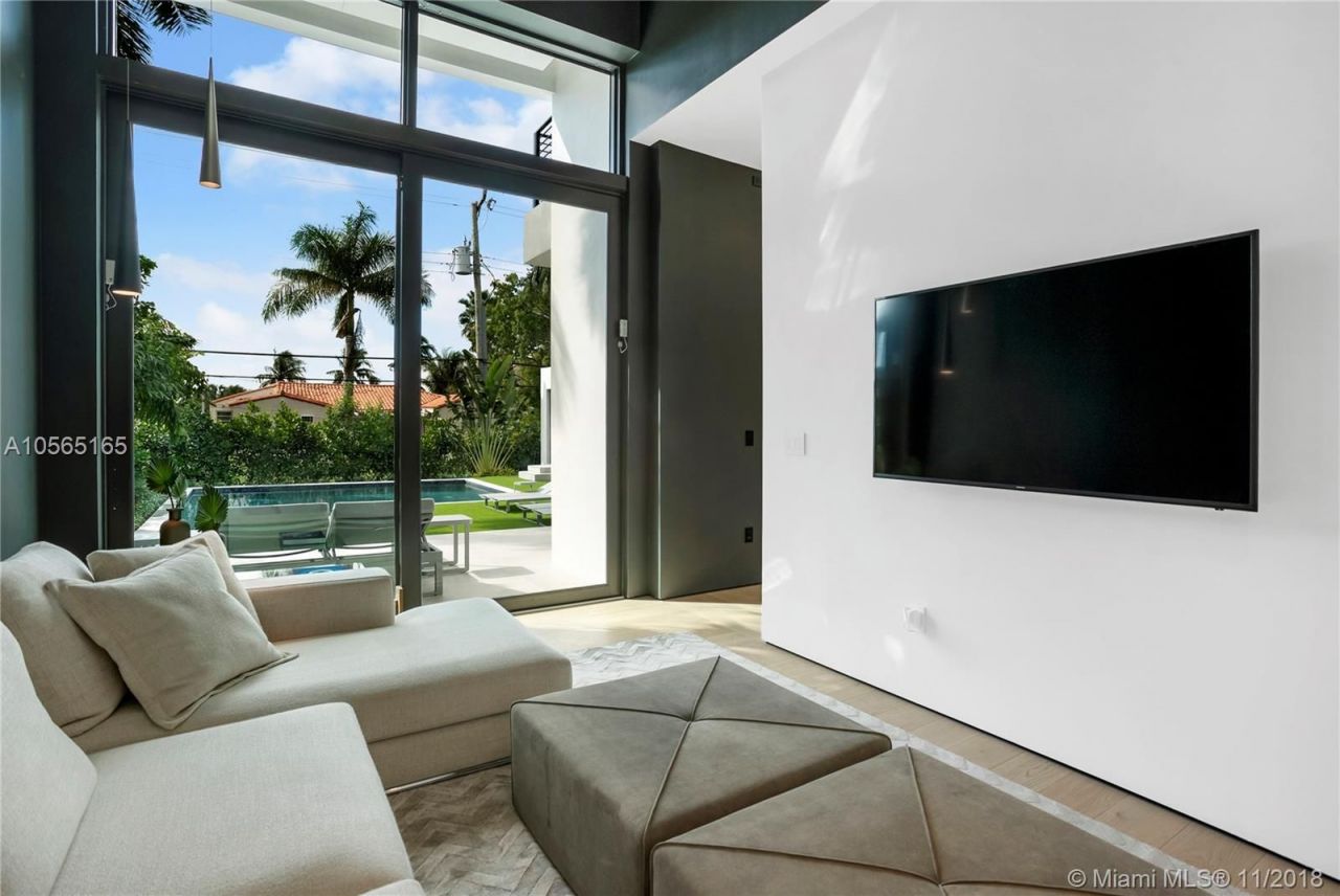 Вилла в Майами, США, 500 м² - фото 8