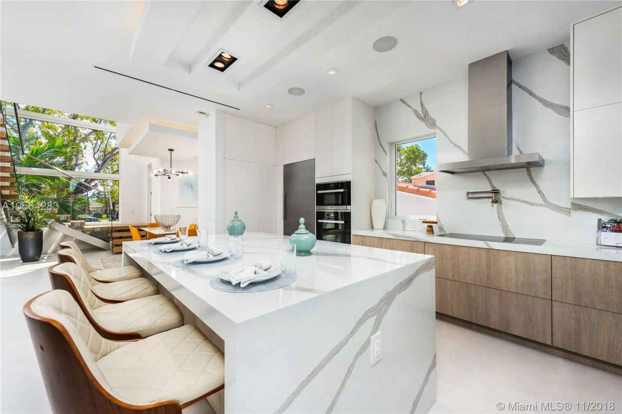 Вилла в Майами, США, 320 м² - фото 13