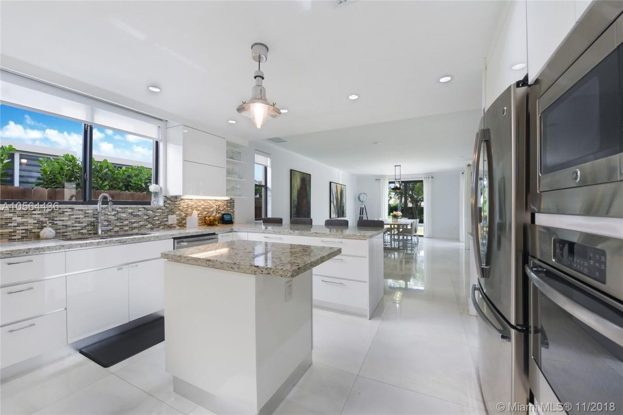 Вилла в Майами, США, 340 м² - фото 17