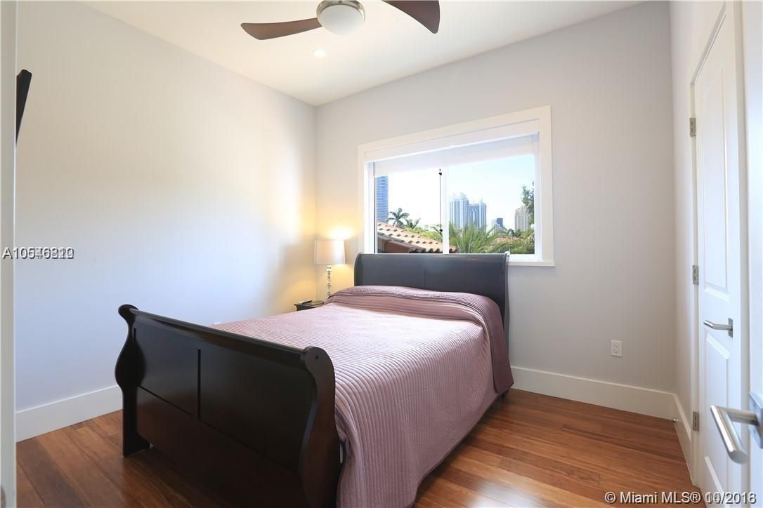 Дом в Майами, США, 320 м² - фото 10