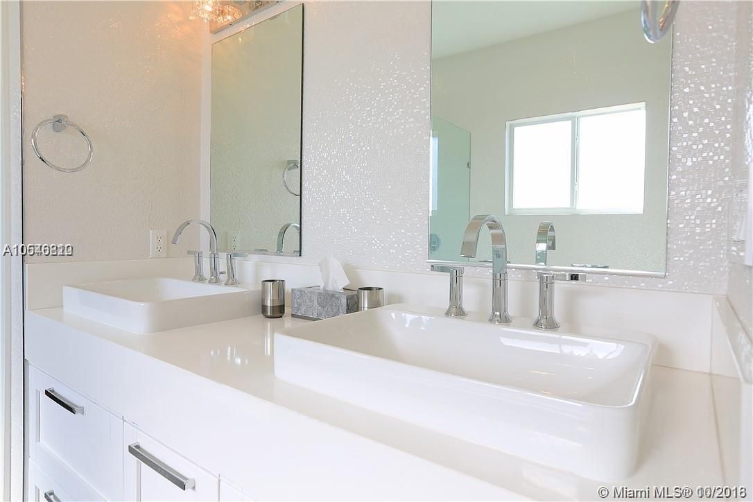 Дом в Майами, США, 320 м² - фото 12