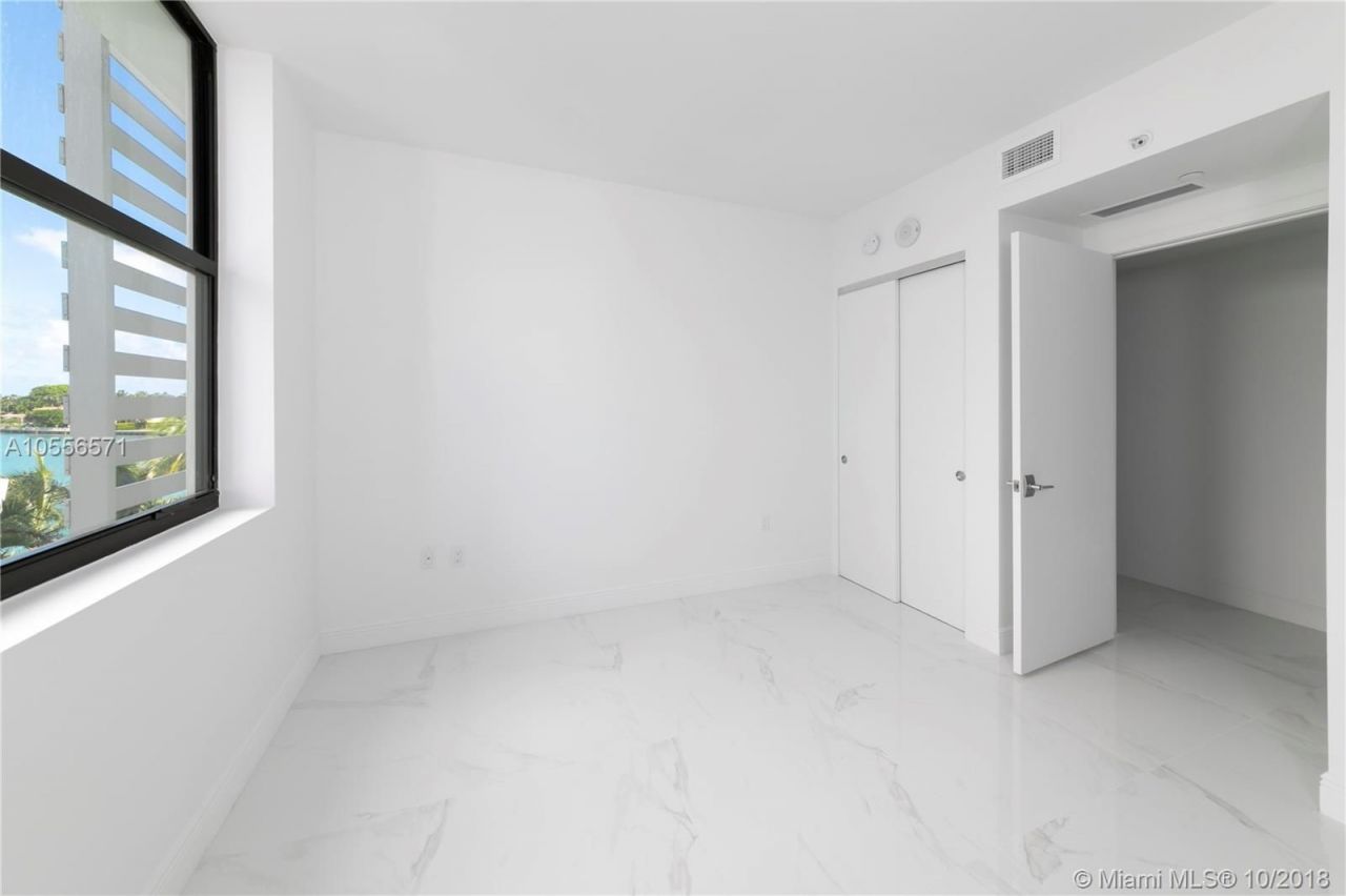 Апартаменты в Майами, США, 2 150 м² - фото 8