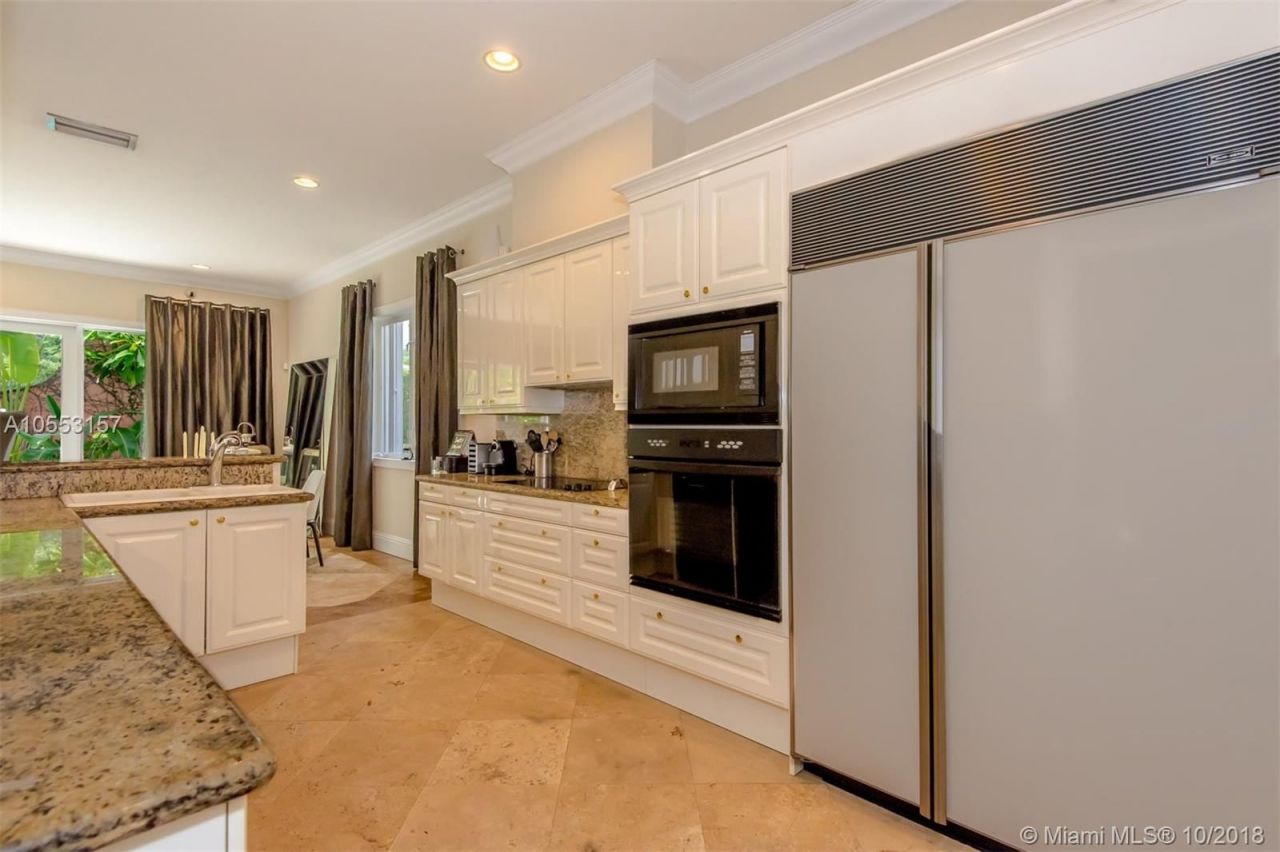 Вилла в Майами, США, 330 м² - фото 14