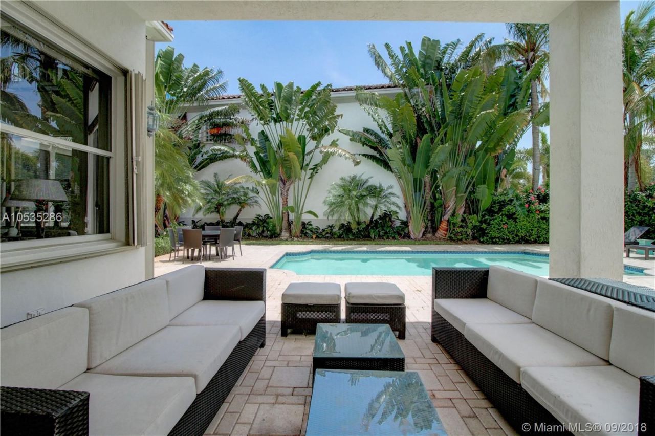 Вилла в Майами, США, 430 м² - фото 7