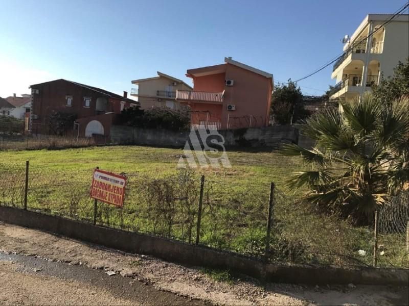 Земля в Баре, Черногория, 690 м² - фото 4