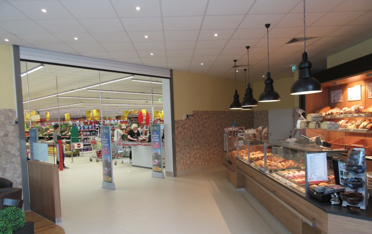 Магазин в Нойштадте, Германия, 6 000 м² - фото 2