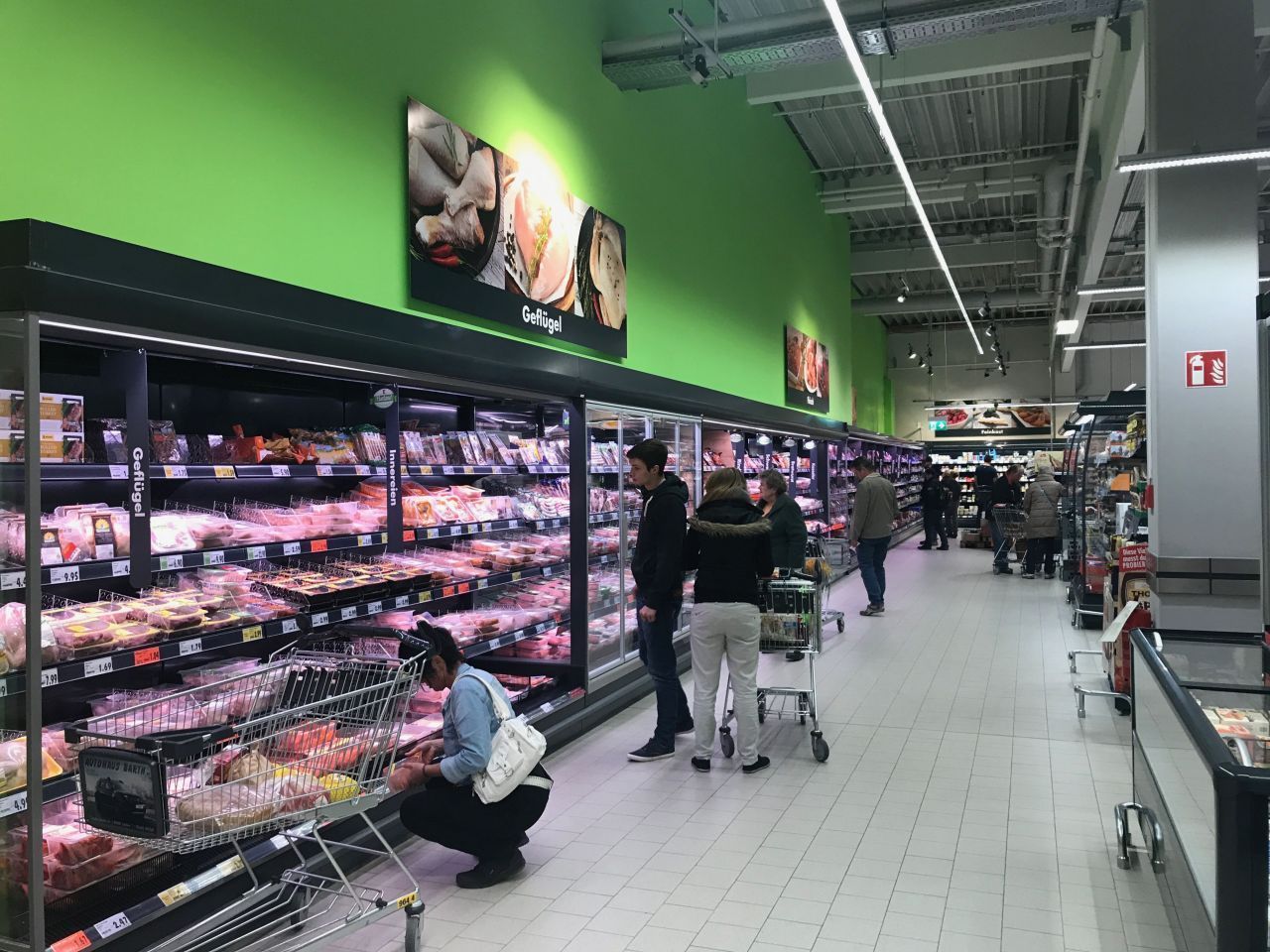 Магазин в Тюбингене, Германия, 3 472 м² - фото 3