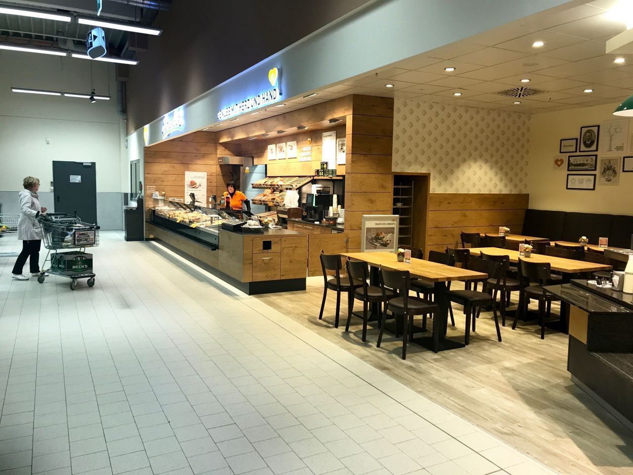 Магазин в Тюбингене, Германия, 3 472 м² - фото 9