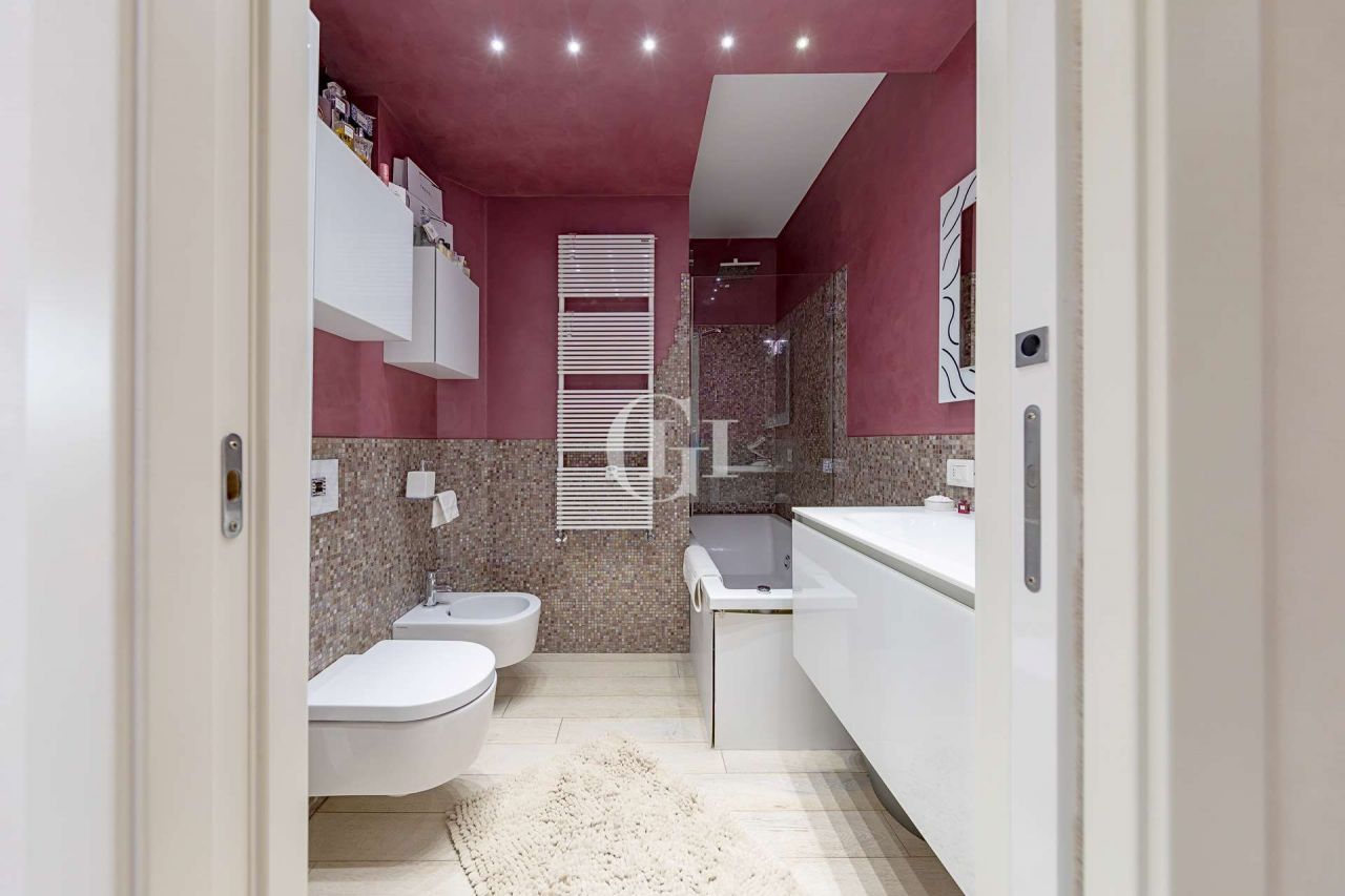 Апартаменты у озера Гарда, Италия, 95 м² - фото 10