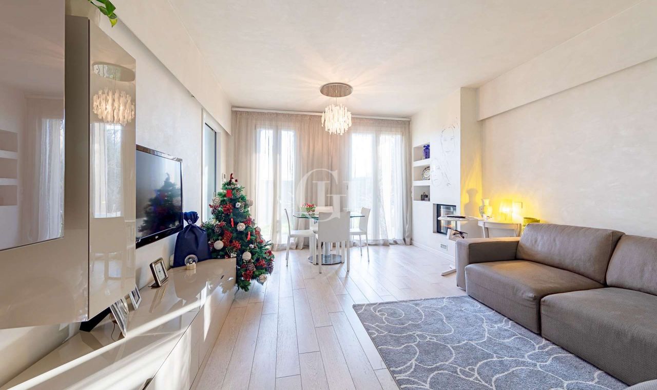 Апартаменты у озера Гарда, Италия, 95 м² - фото 6