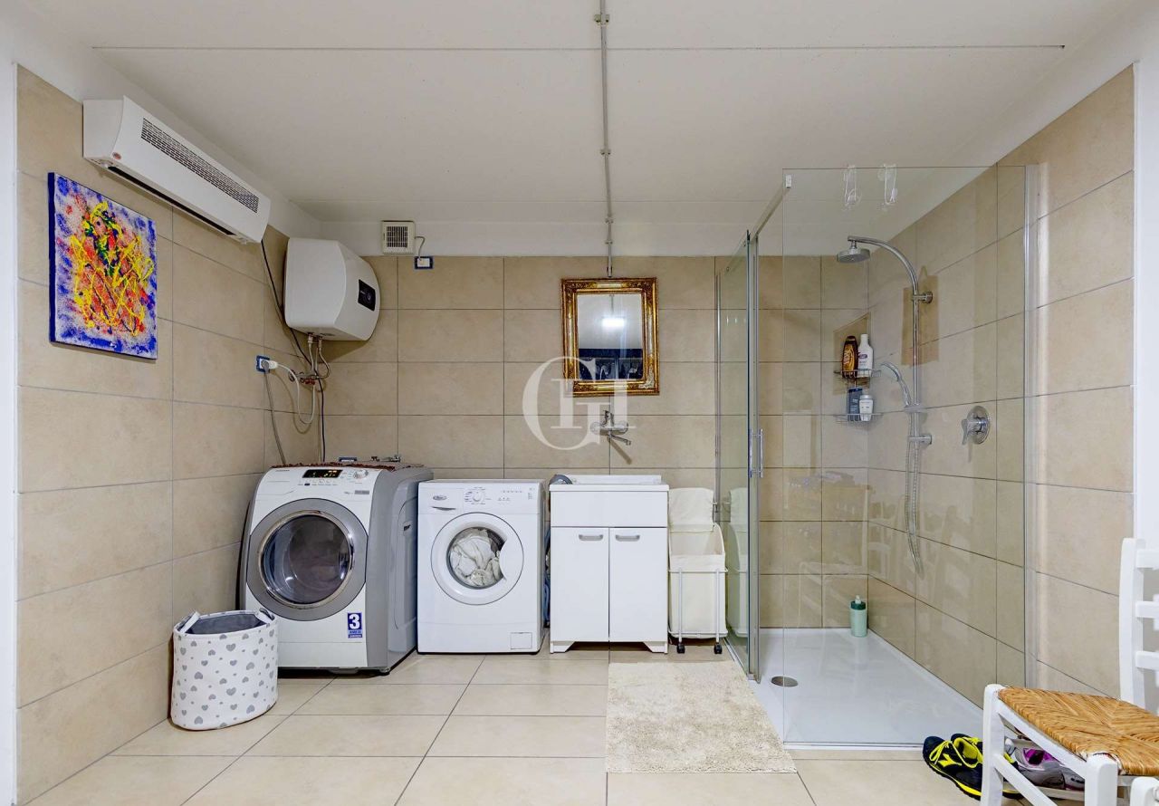 Апартаменты у озера Гарда, Италия, 95 м² - фото 14