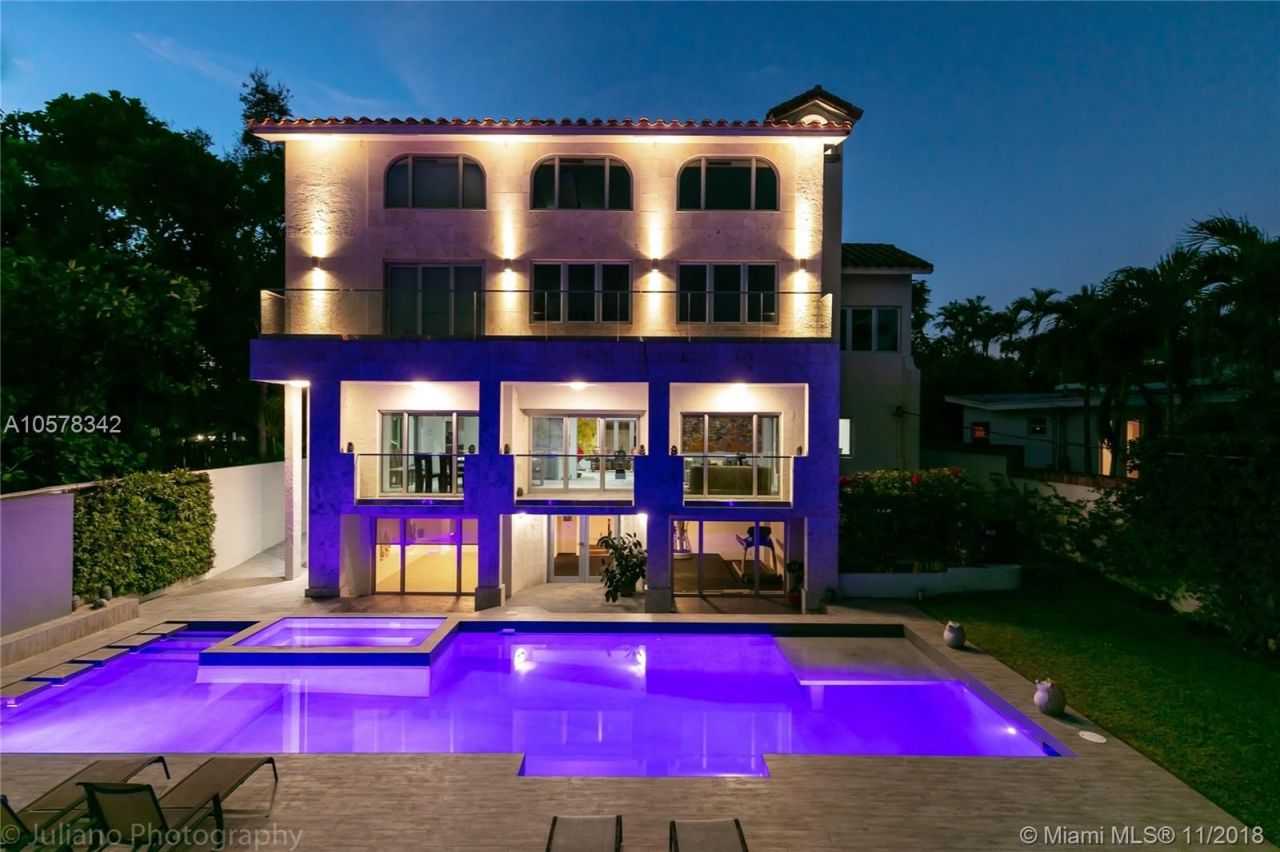 Дом в Майами, США, 600 м² - фото 4