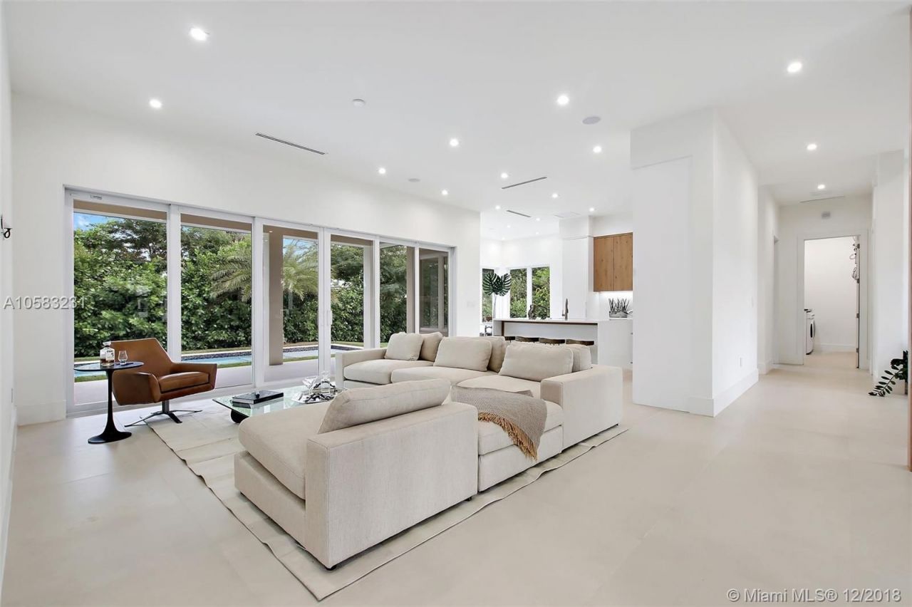 Дом в Майами, США, 350 м² - фото 10