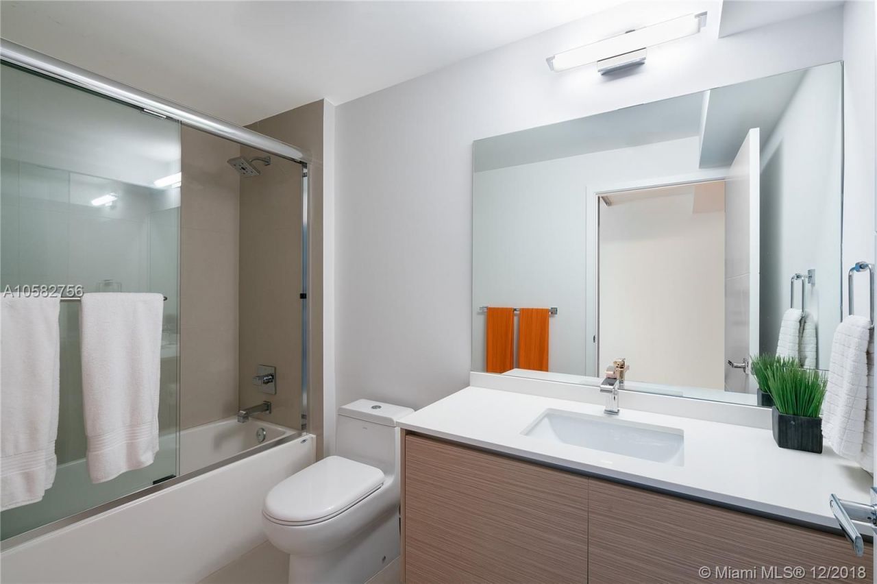 Апартаменты в Майами, США, 150 м² - фото 9