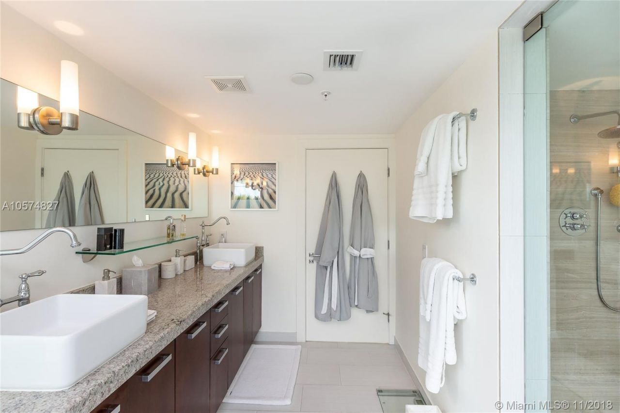 Апартаменты в Майами, США, 120 м² - фото 12