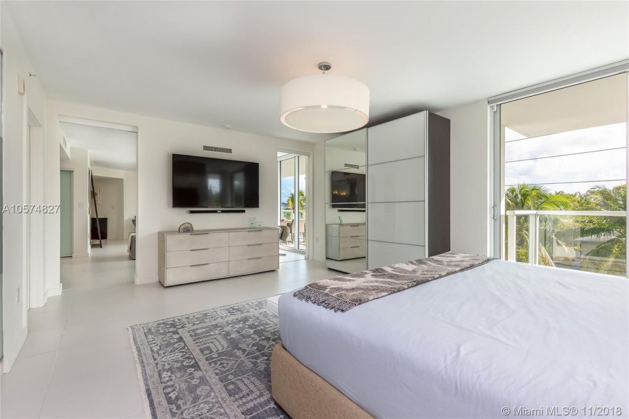 Апартаменты в Майами, США, 120 м² - фото 13