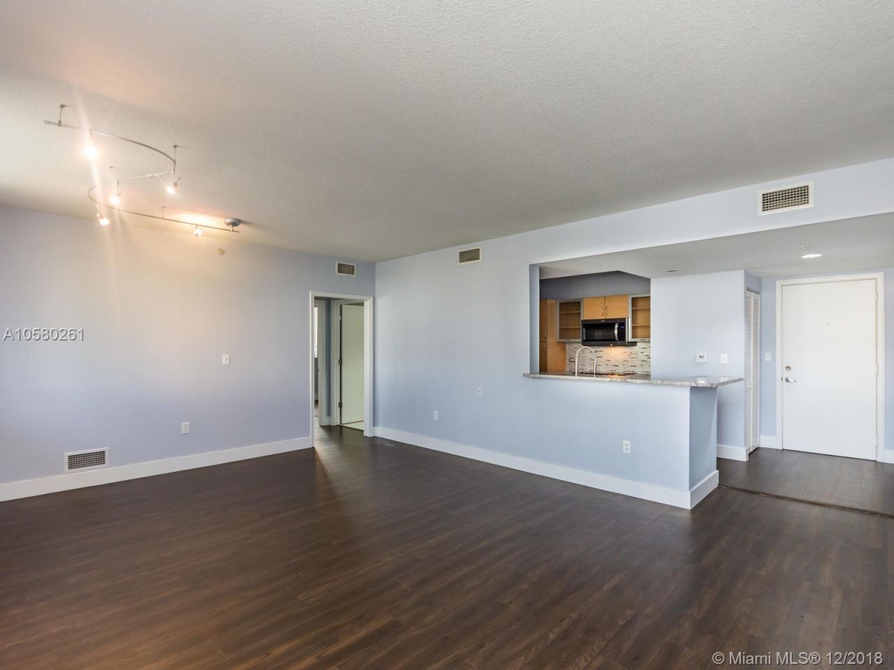 Апартаменты в Майами, США, 130 м² - фото 15