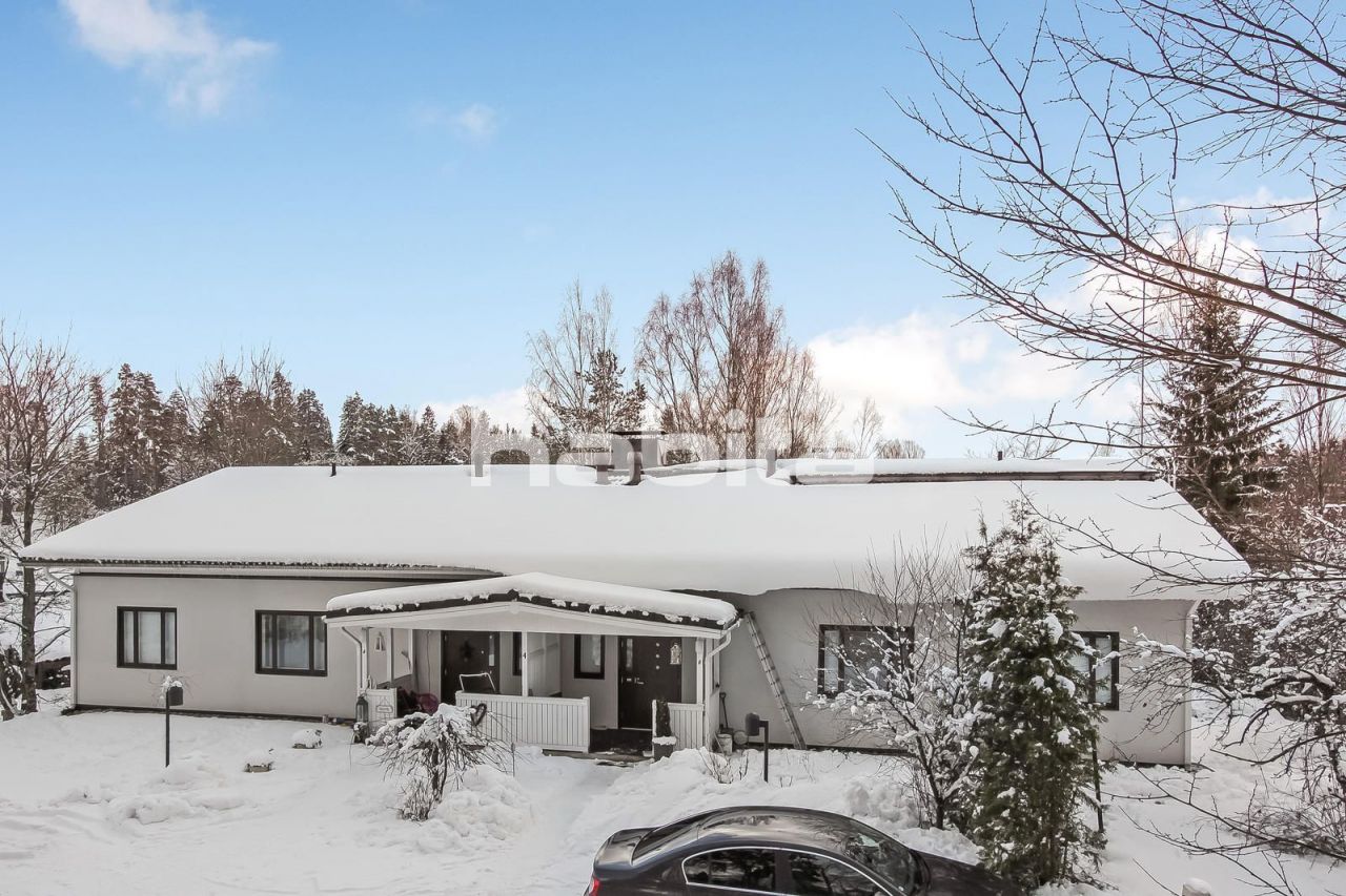 Дом в Вантаа, Финляндия, 155 м2 - фото 1