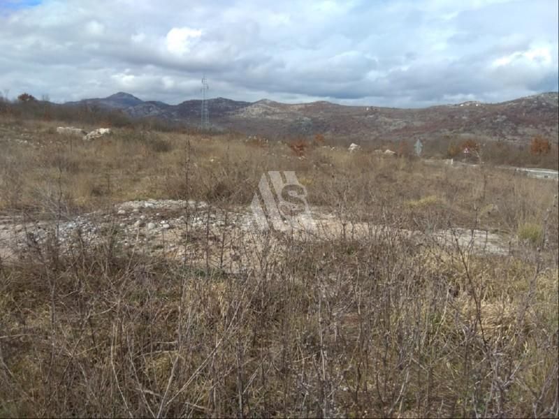 Земля в Подгорице, Черногория, 10 476 м² - фото 5