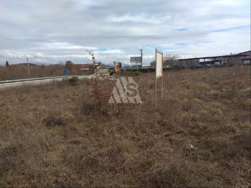 Земля в Подгорице, Черногория, 10 476 м² - фото 6