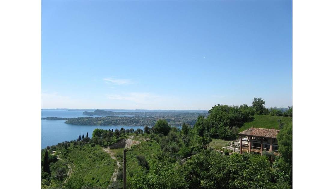 Поместье у озера Гарда, Италия, 1 000 м² - фото 4