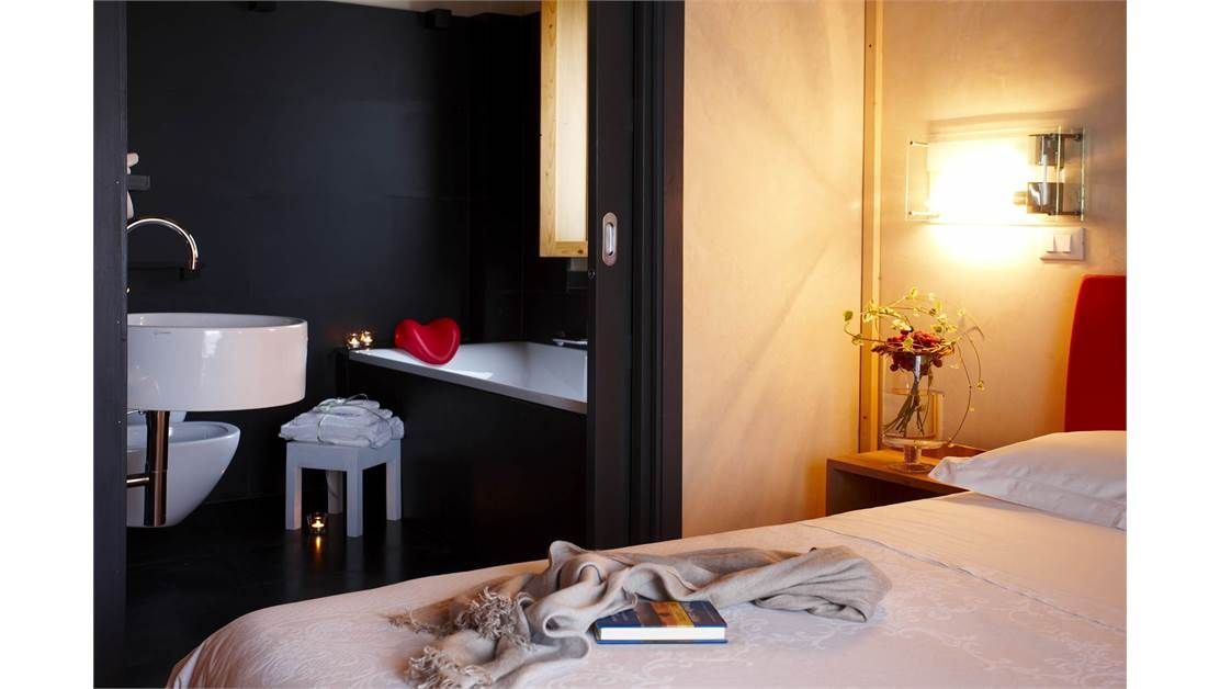 Поместье у озера Гарда, Италия, 1 000 м² - фото 16