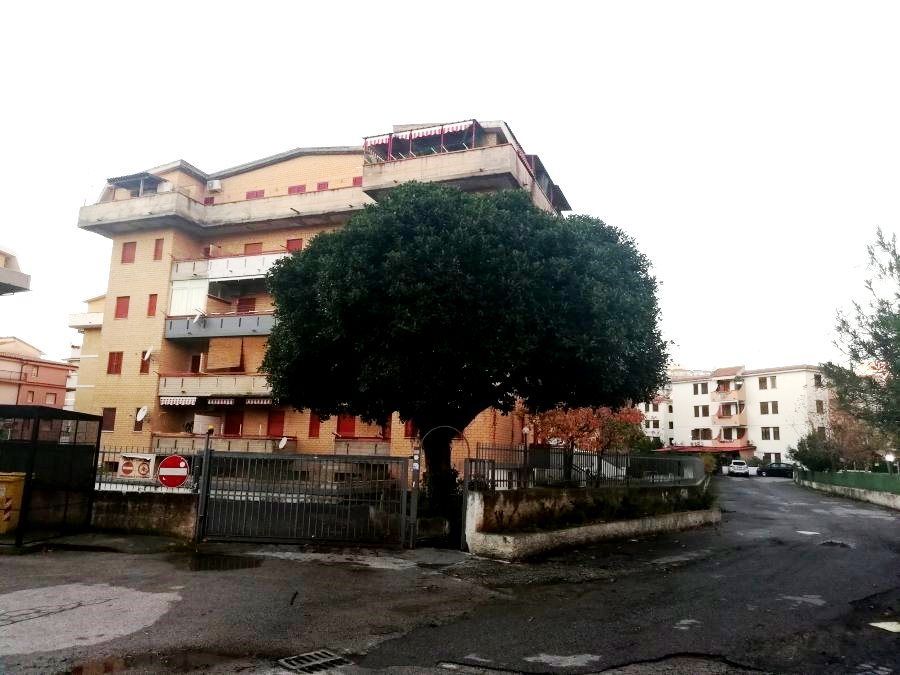 Квартира в Скалее, Италия, 50 м2 - фото 1