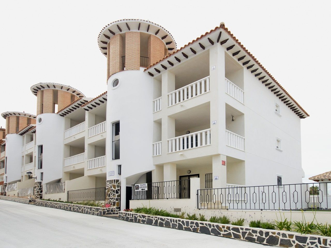 Апартаменты в Ла Марине, Испания, 75 м2 - фото 1