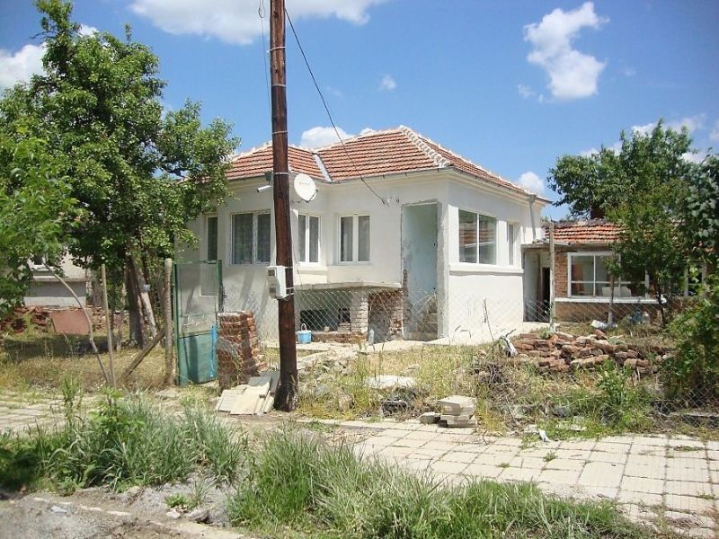 Дом в Ямболе, Болгария, 84 м2 - фото 1