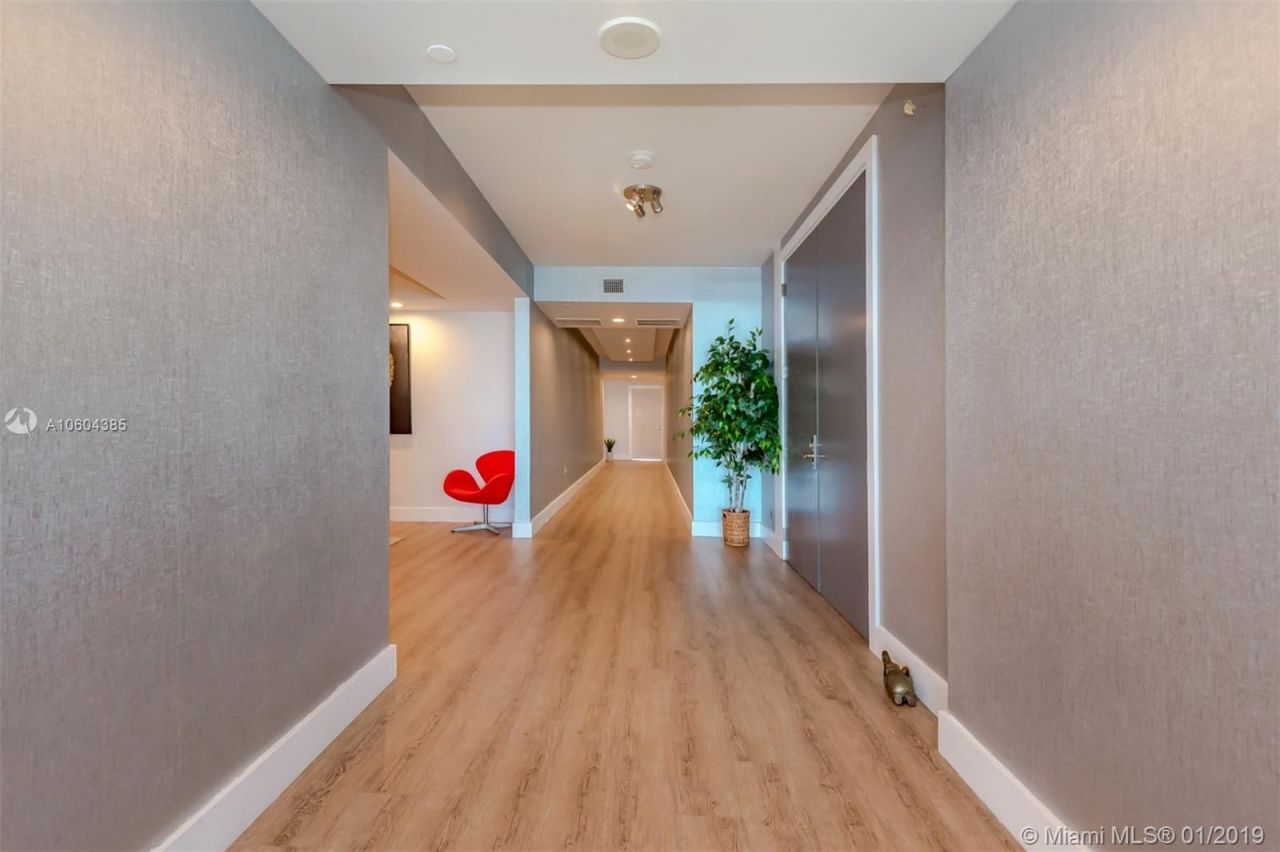 Квартира в Майами, США, 310 м² - фото 13