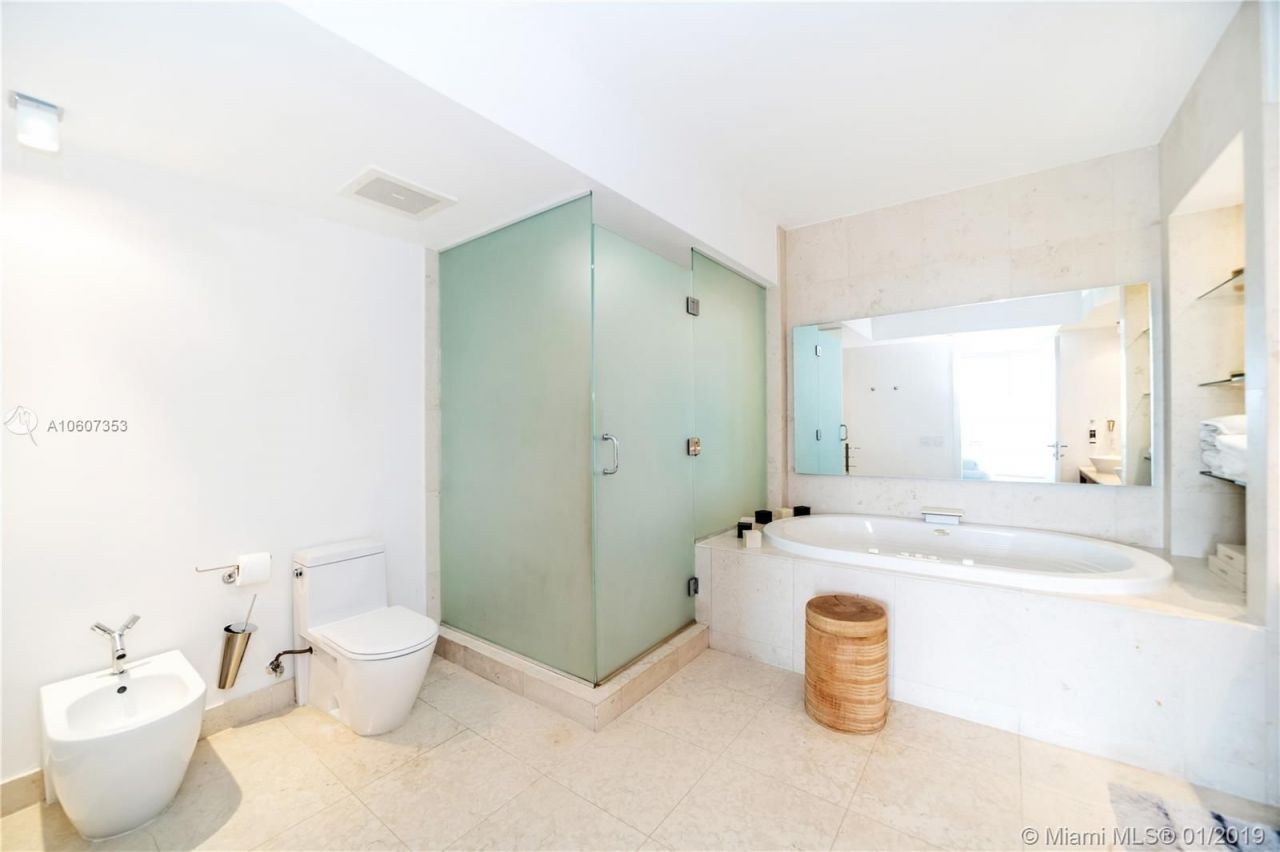 Квартира в Майами, США, 350 м² - фото 9