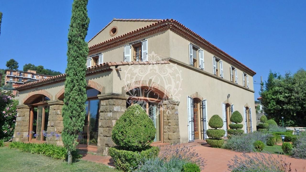 Вилла в Леричи, Италия, 600 м² - фото 2