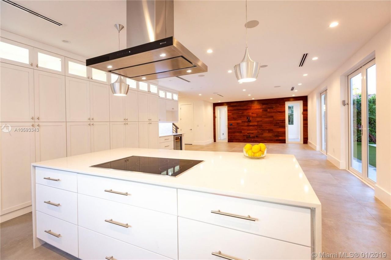 Дом в Майами, США, 330 м² - фото 11