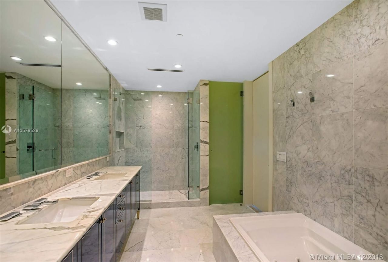Квартира в Майами, США, 330 м² - фото 12