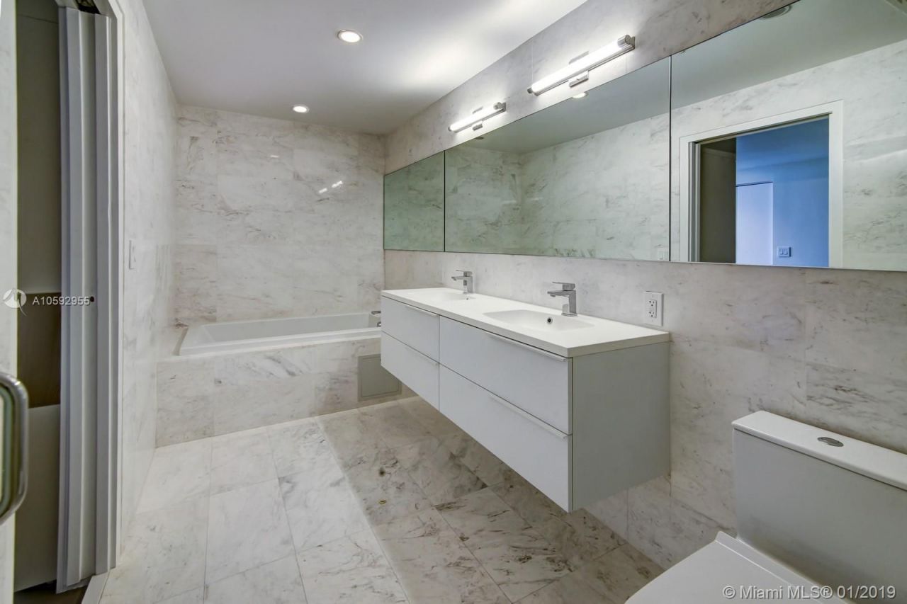 Квартира в Майами, США, 350 м² - фото 14