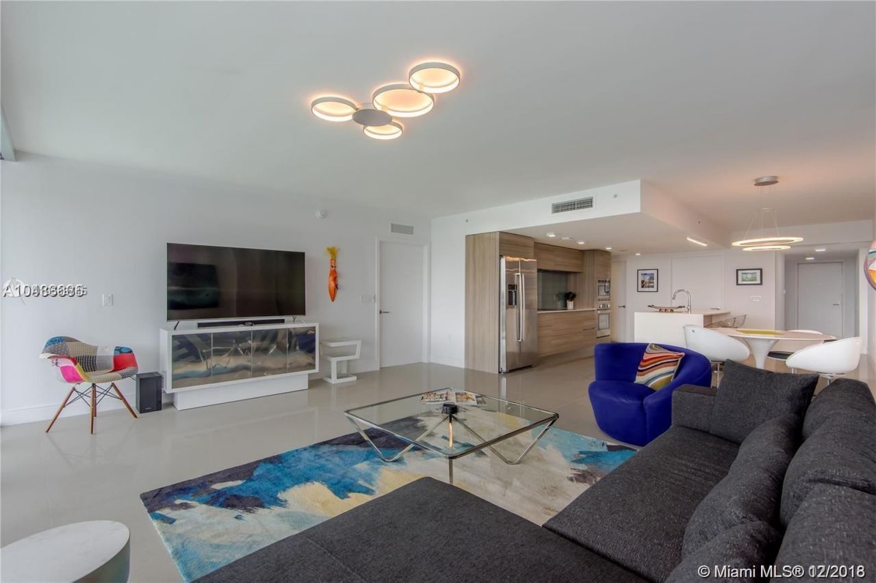 Квартира в Майами, США, 150 м² - фото 11