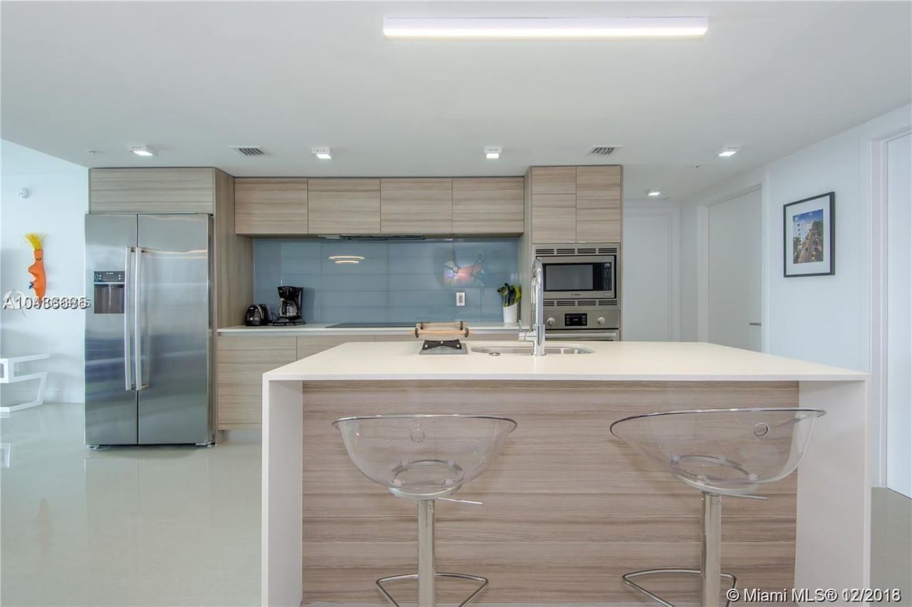 Квартира в Майами, США, 150 м² - фото 14