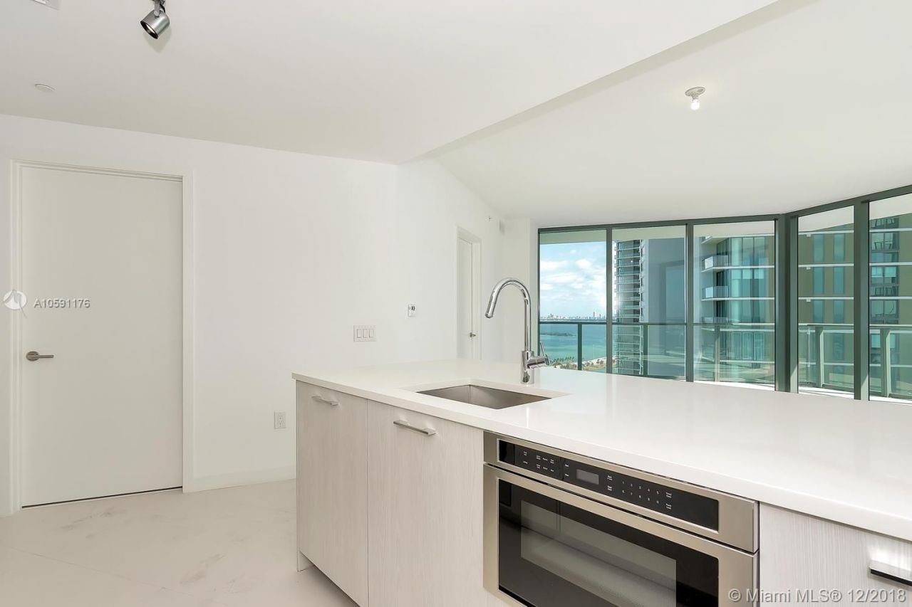 Квартира в Майами, США, 120 м² - фото 14