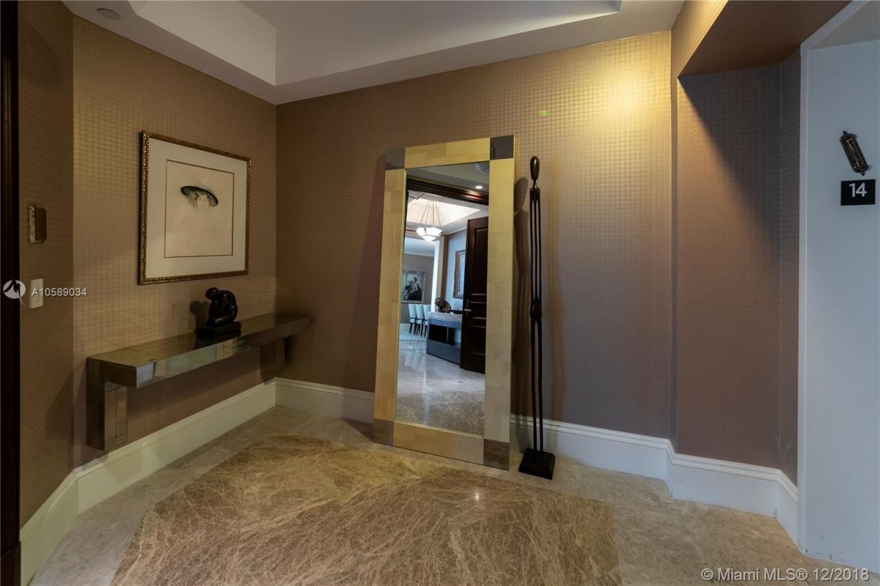 Квартира в Майами, США, 360 м² - фото 14