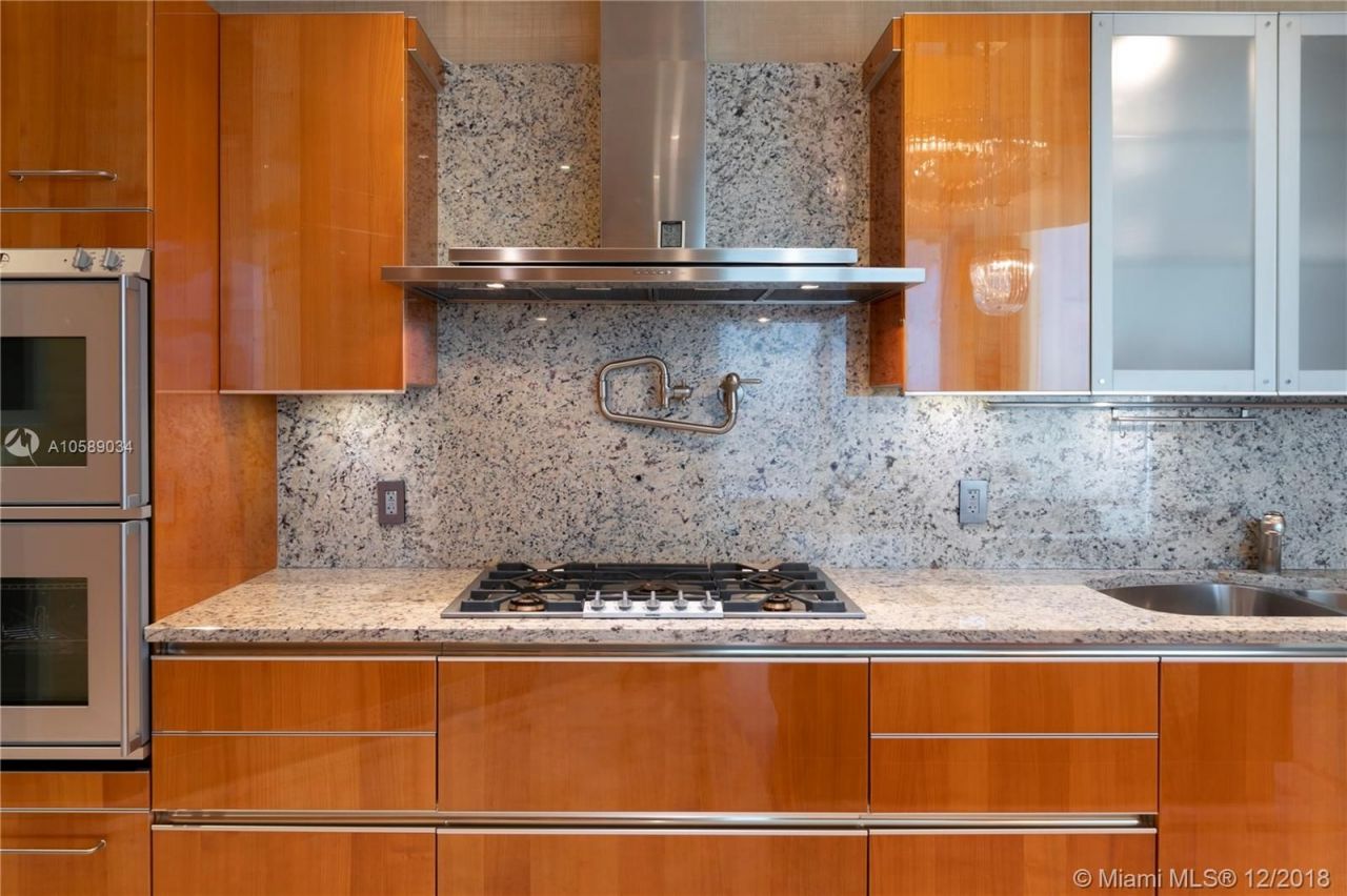 Квартира в Майами, США, 360 м² - фото 11